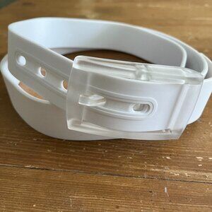 Mod White Belt. Waist Sizes 39-43